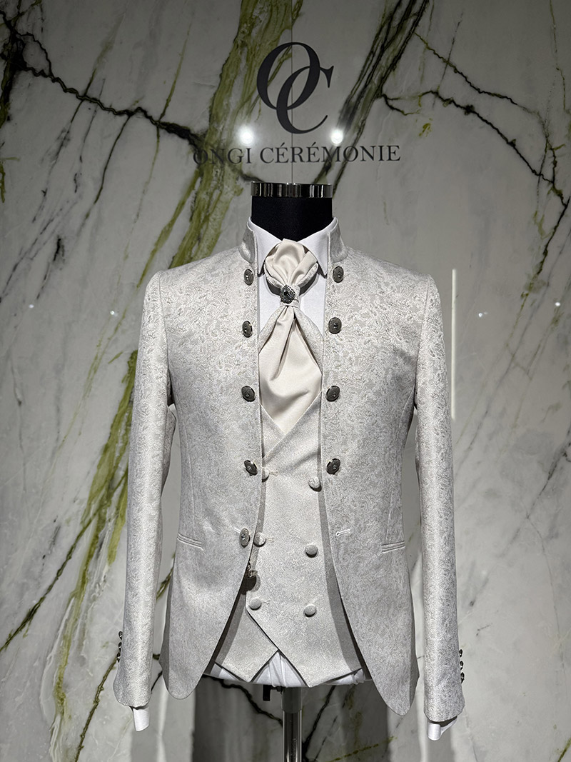 Costume Corfu ivoire