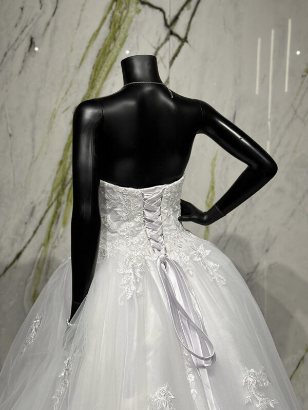 esmeralda4-1300-1690